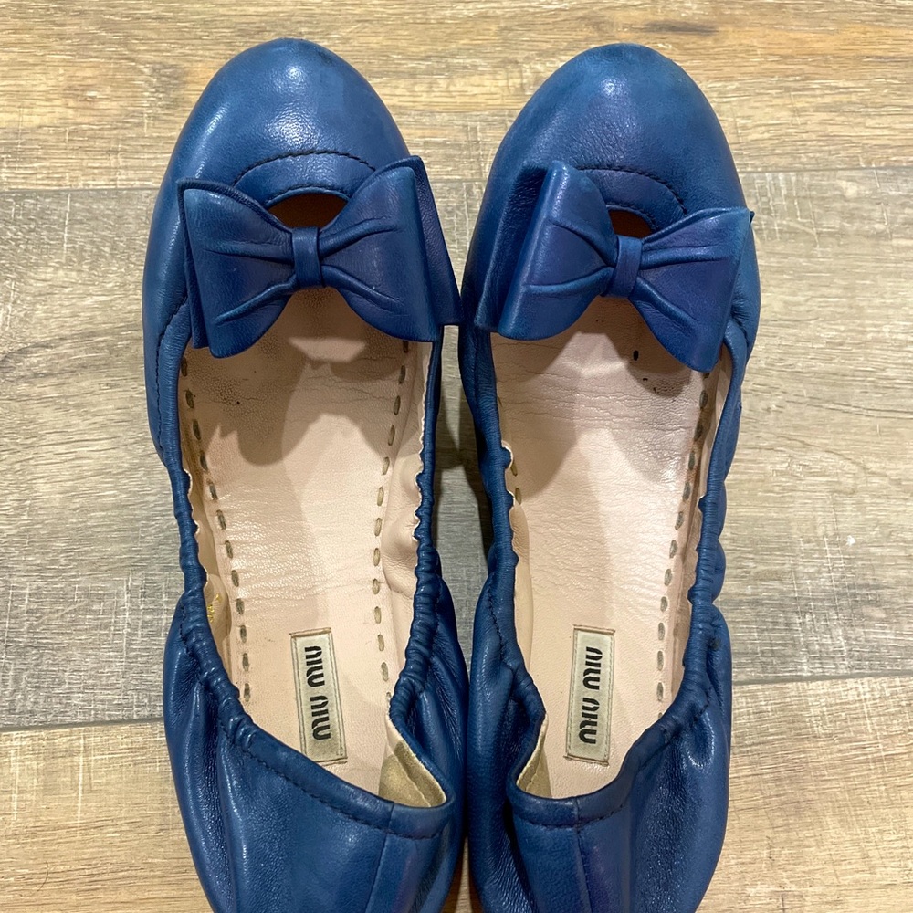 Miu Miu by Prada Leather Bow Ballet Scrunch Flats